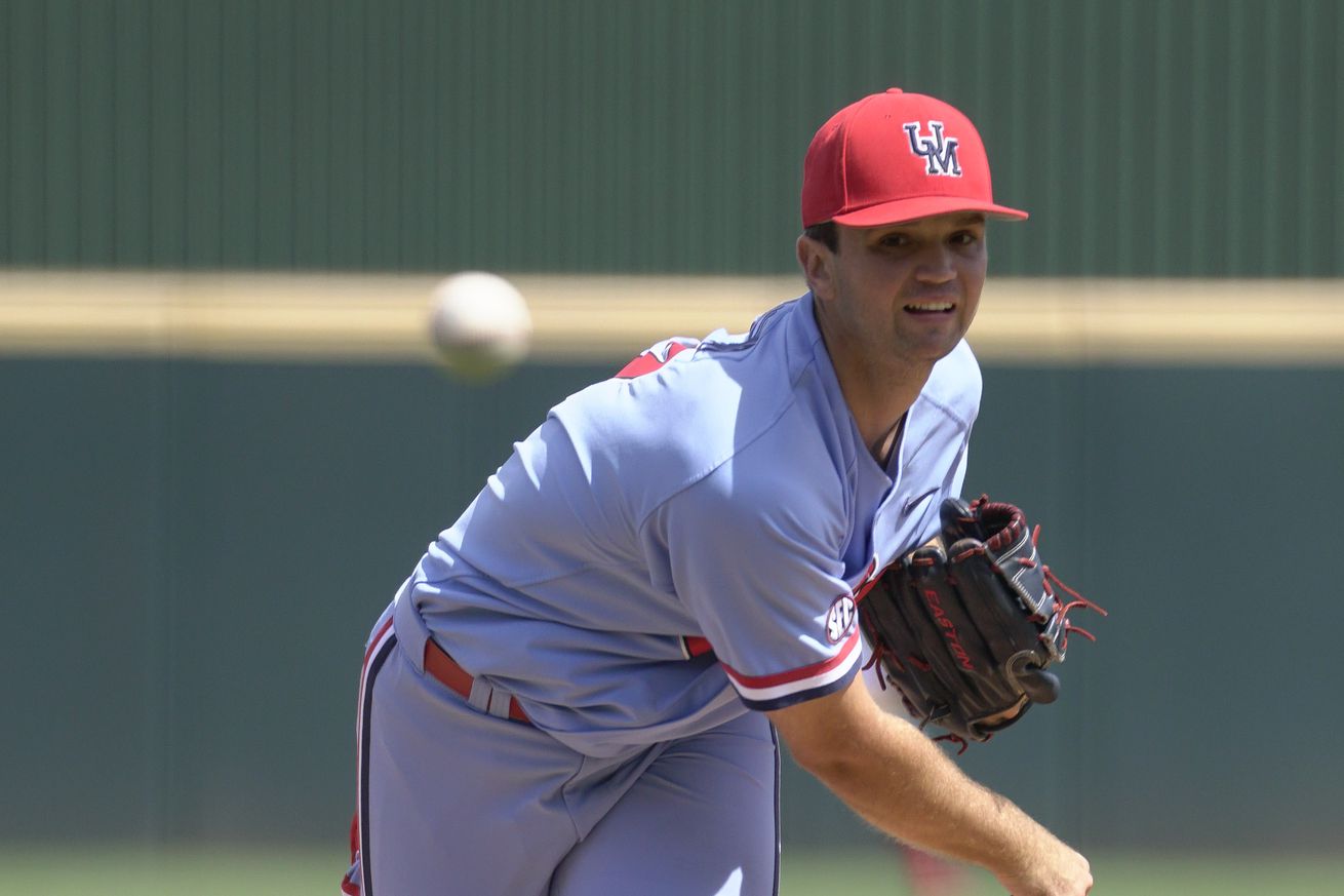 NCAA BASEBALL: JUN 10 Div 1 Championship Super Regionals - Ole Miss at Arkansas