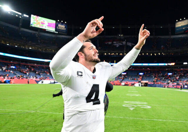 Derek Carr, Raiders