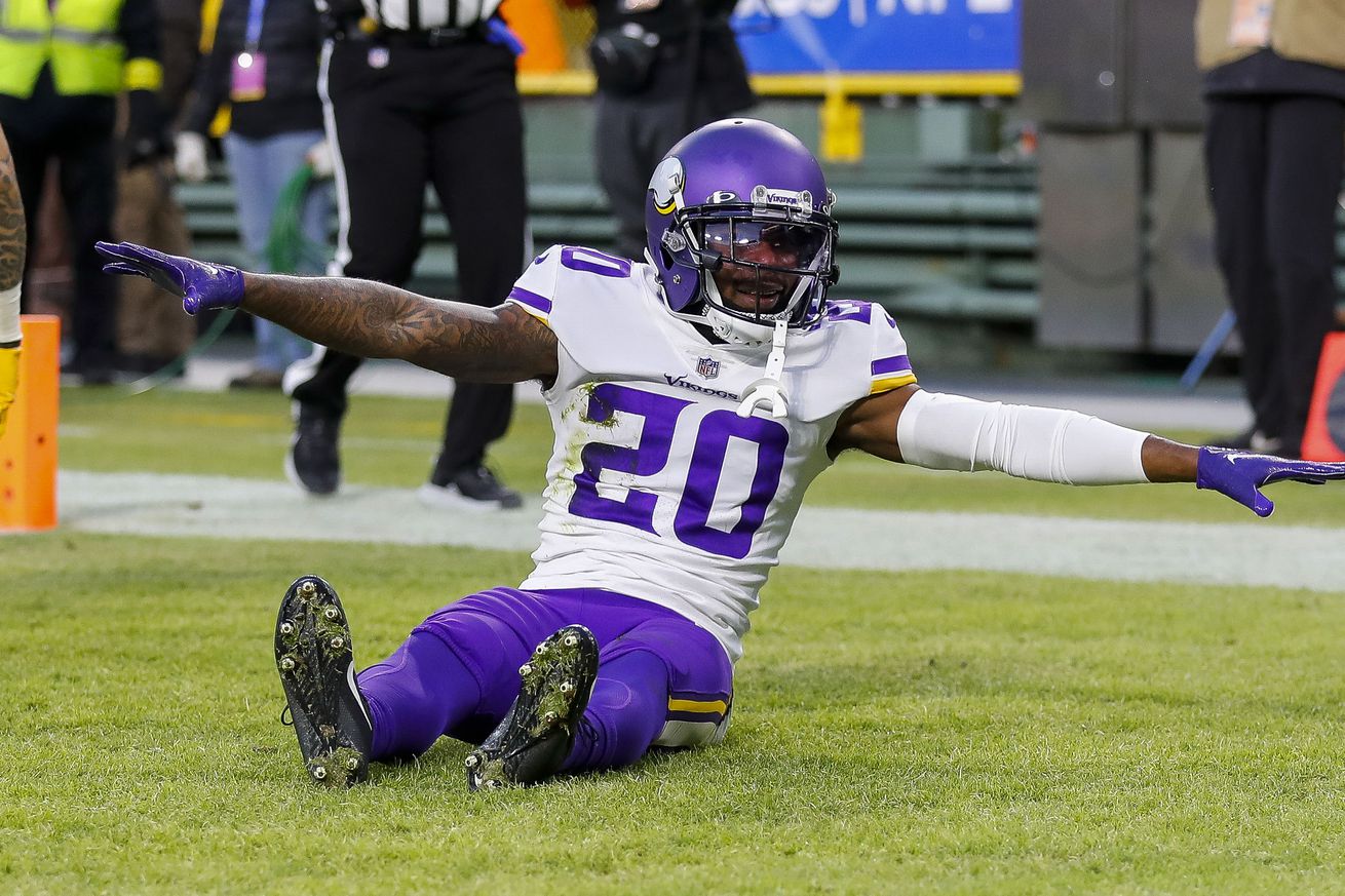 NFL: Minnesota Vikings at Green Bay Packers