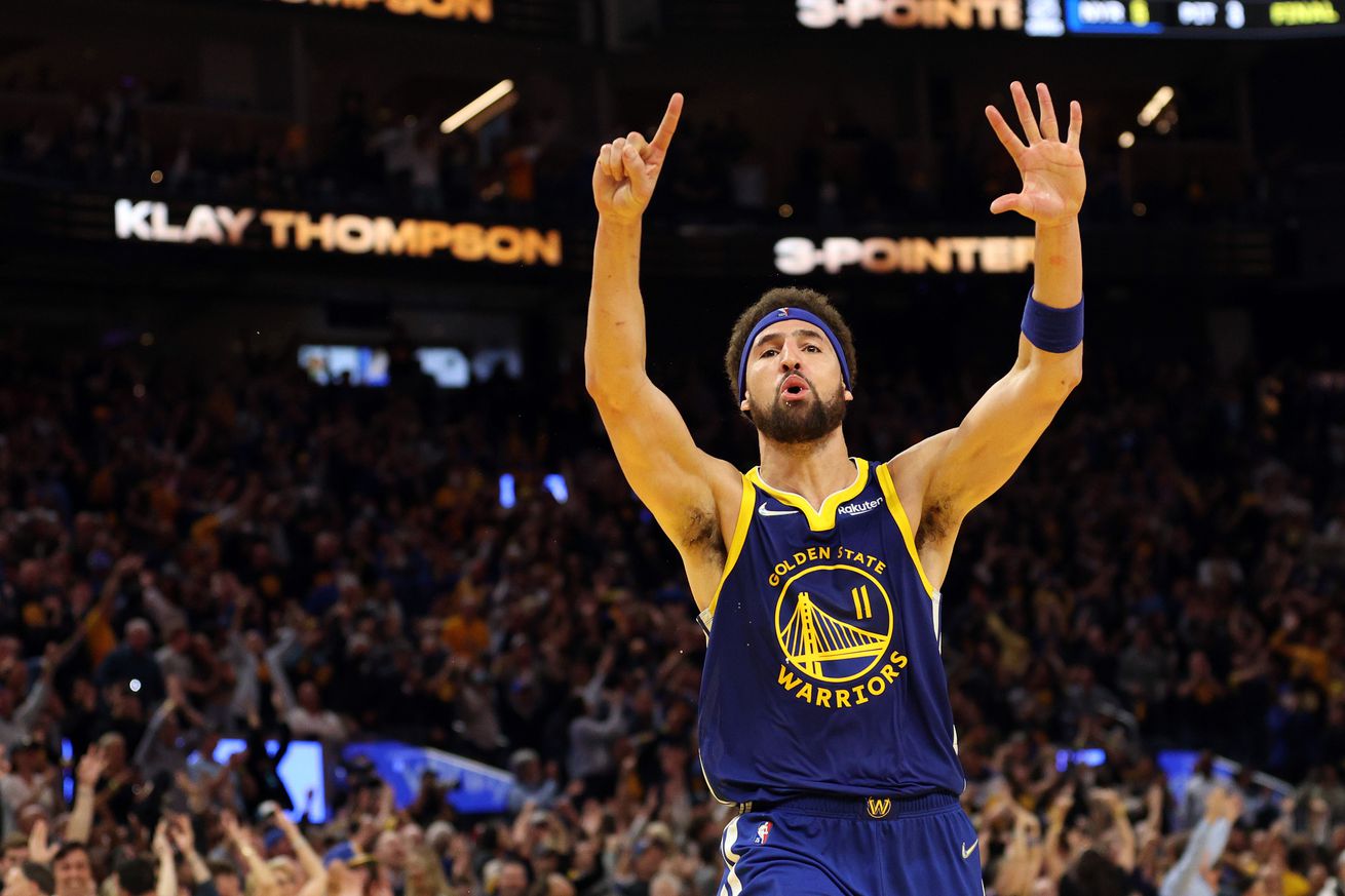 Memphis Grizzlies v Golden State Warriors - Game Six