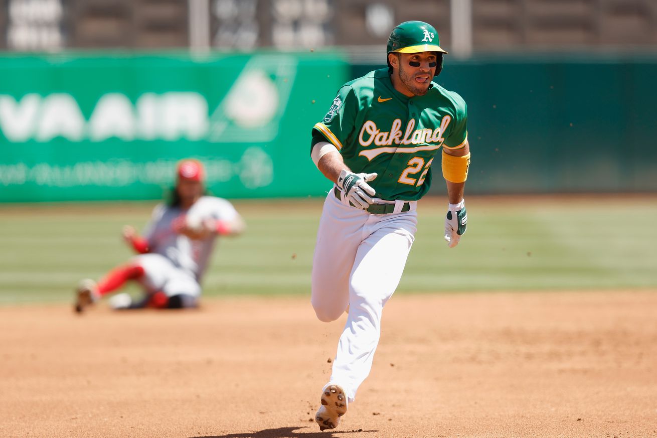 Cincinnati Reds v Oakland Athletics