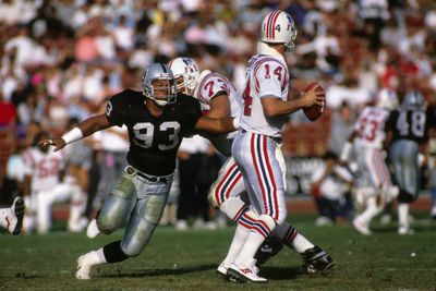 New England Patriots vs. Los Angeles Raiders