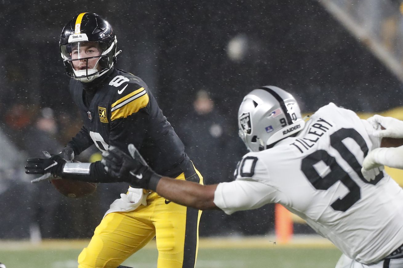 NFL: Las Vegas Raiders at Pittsburgh Steelers