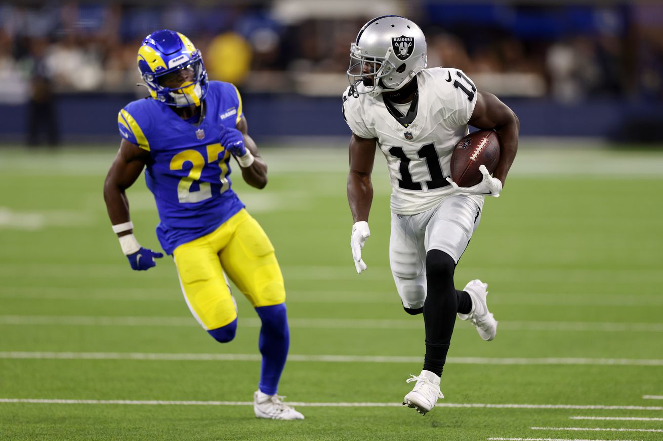 Las Vegas Raiders v Los Angeles Rams