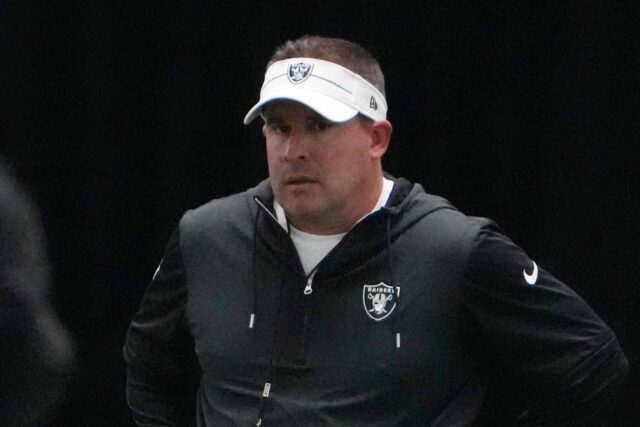 Josh McDaniels, Raiders