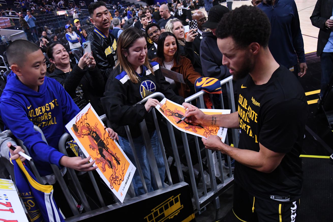 Detroit Pistons v Golden State Warriors