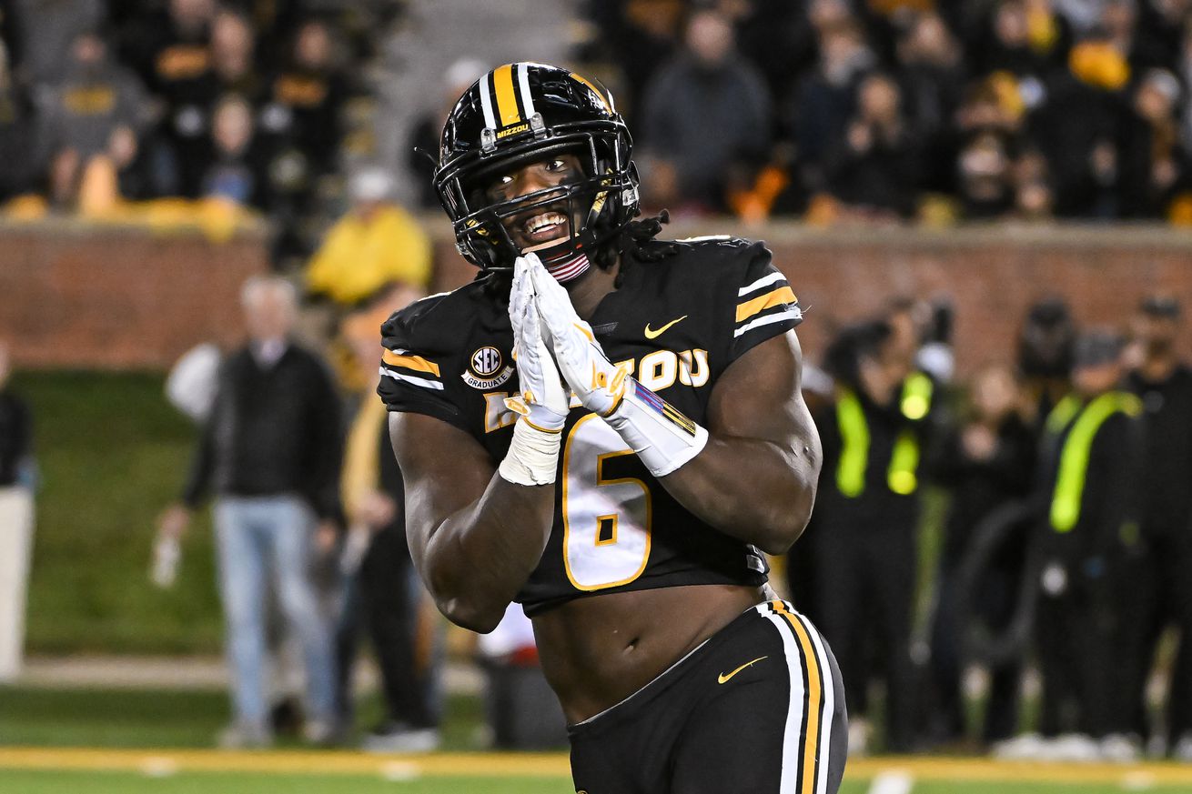 COLLEGE FOOTBALL: NOV 11 Tennessee at Missouri