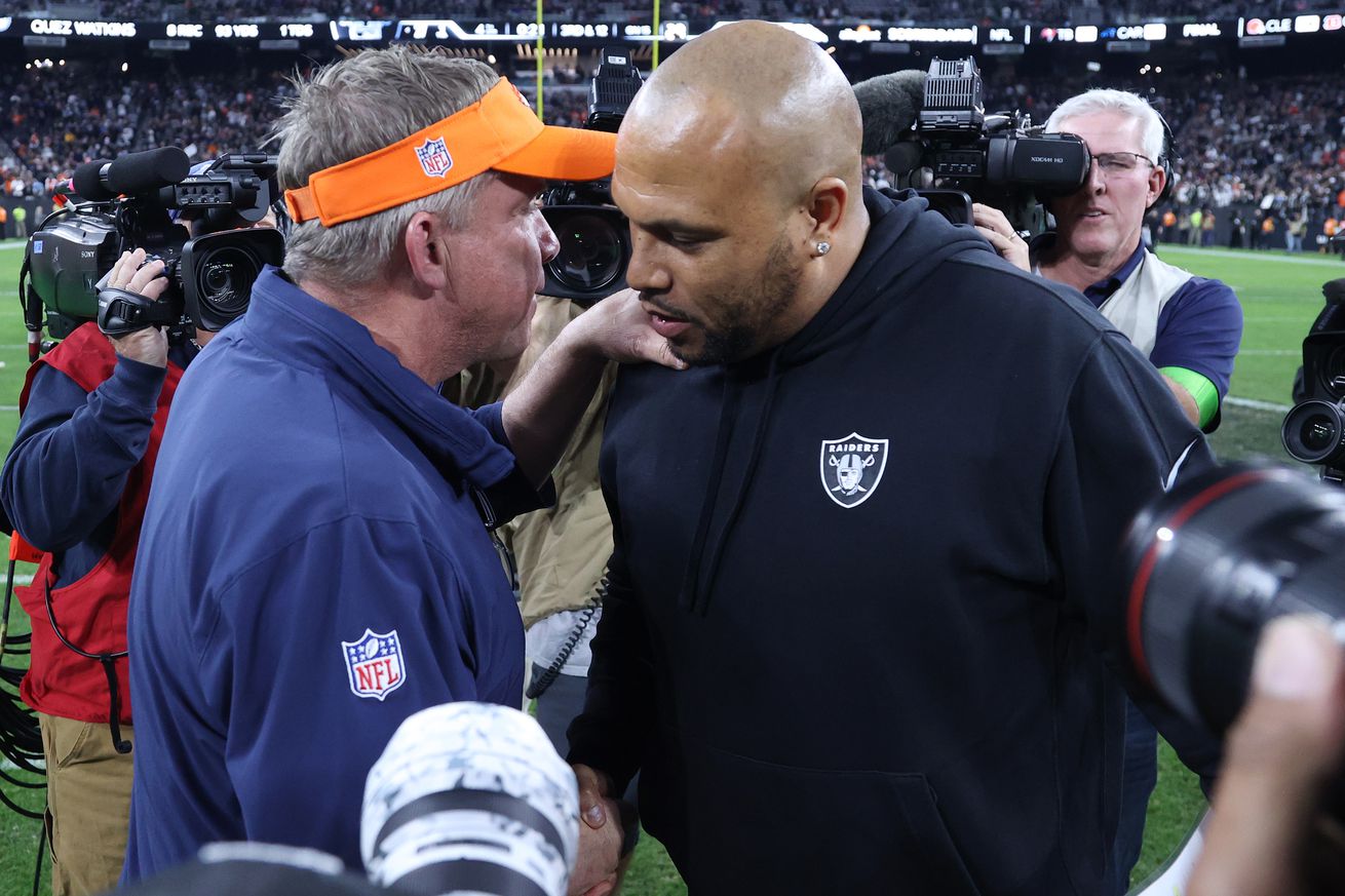 Denver Broncos v Las Vegas Raiders