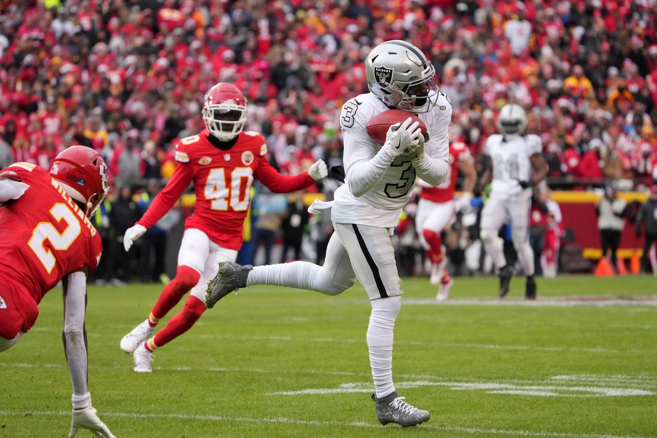 Las Vegas Raiders v Kansas City Chiefs