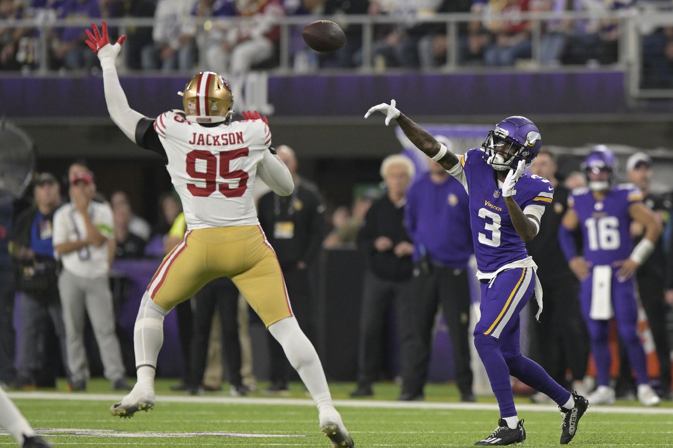 NFL: OCT 23 49ers at Vikings