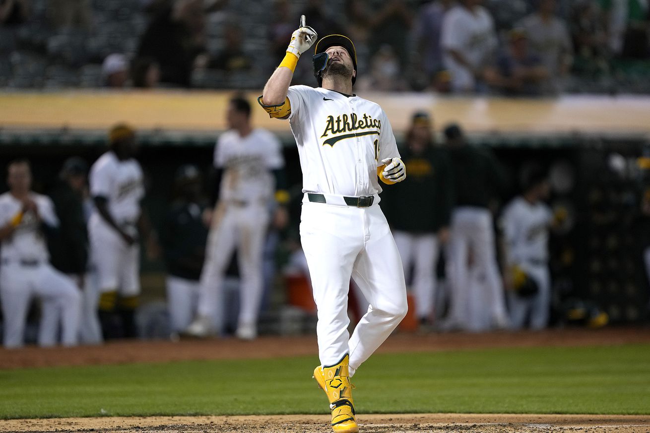 Seattle Mariners v Oakland Athletics