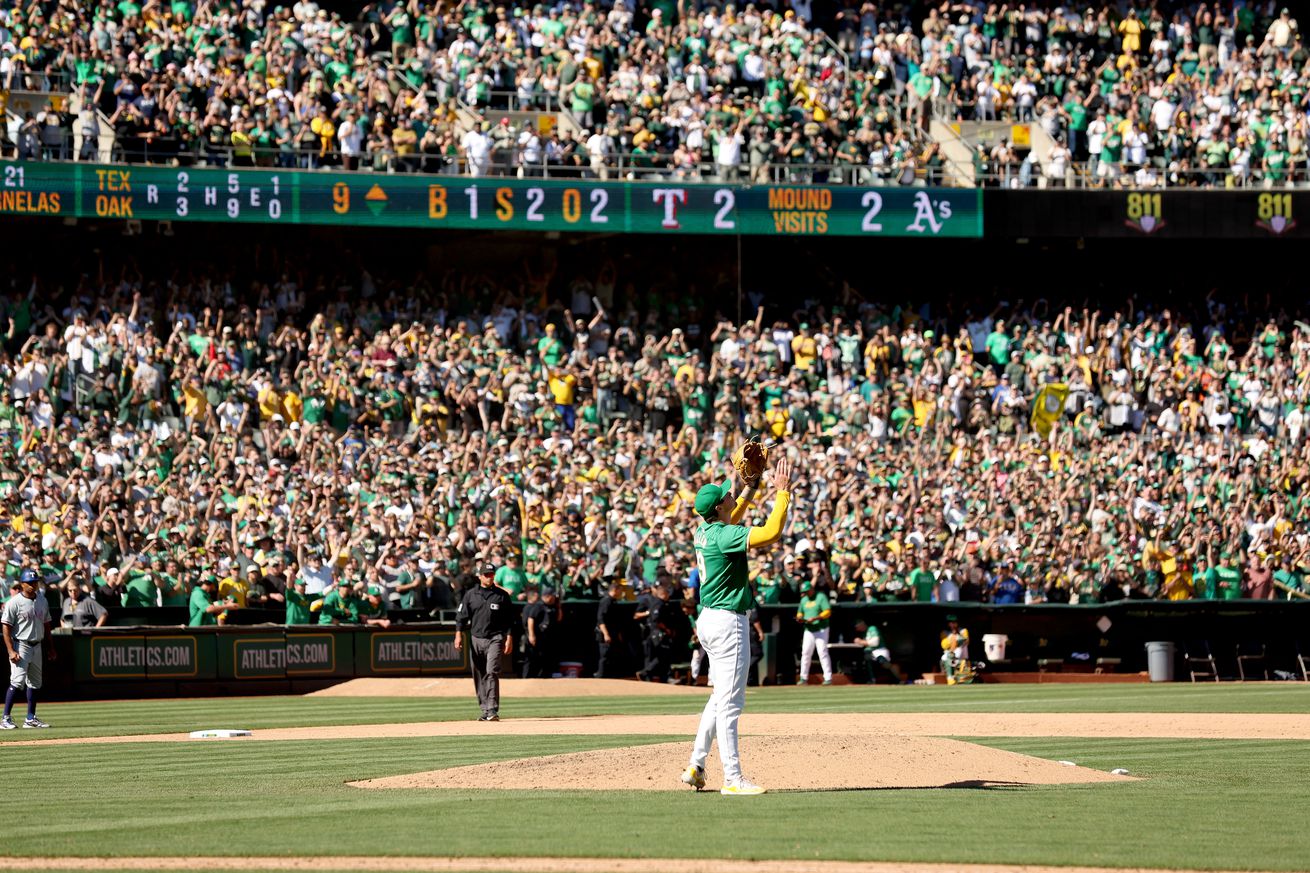 Texas Rangers v Oakland Athletics