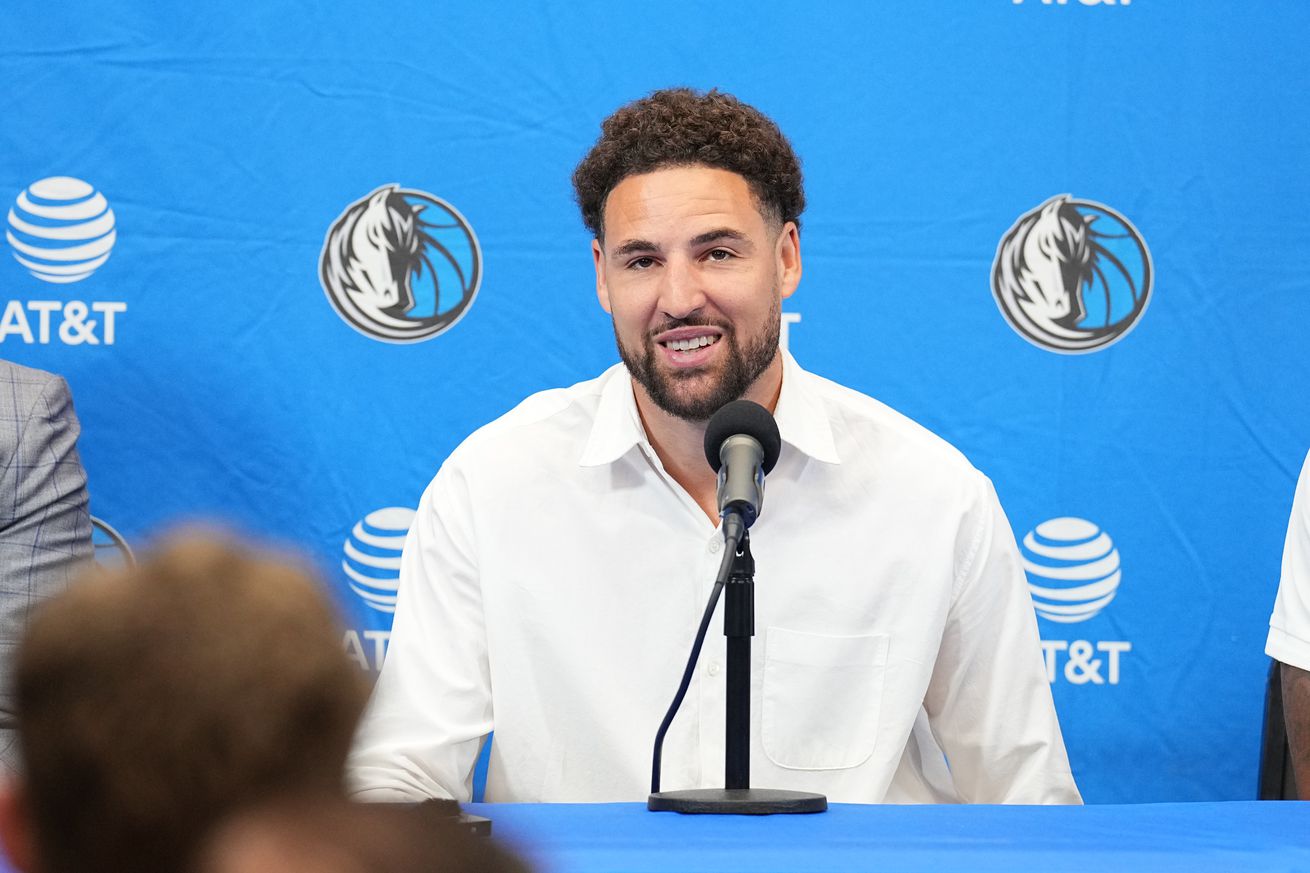 Dallas Mavericks introductory press conference