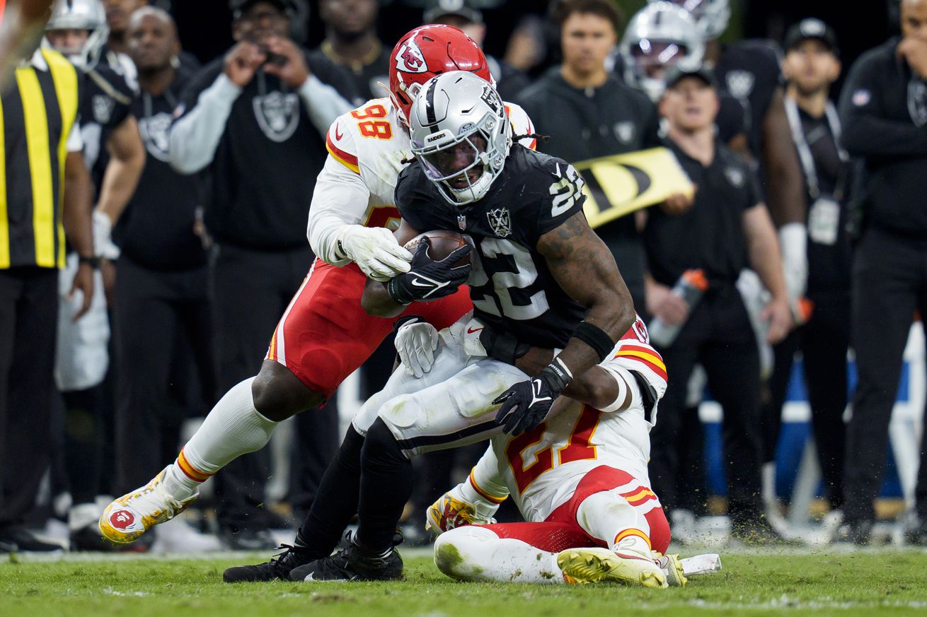 Kansas City Chiefs v Las Vegas Raiders