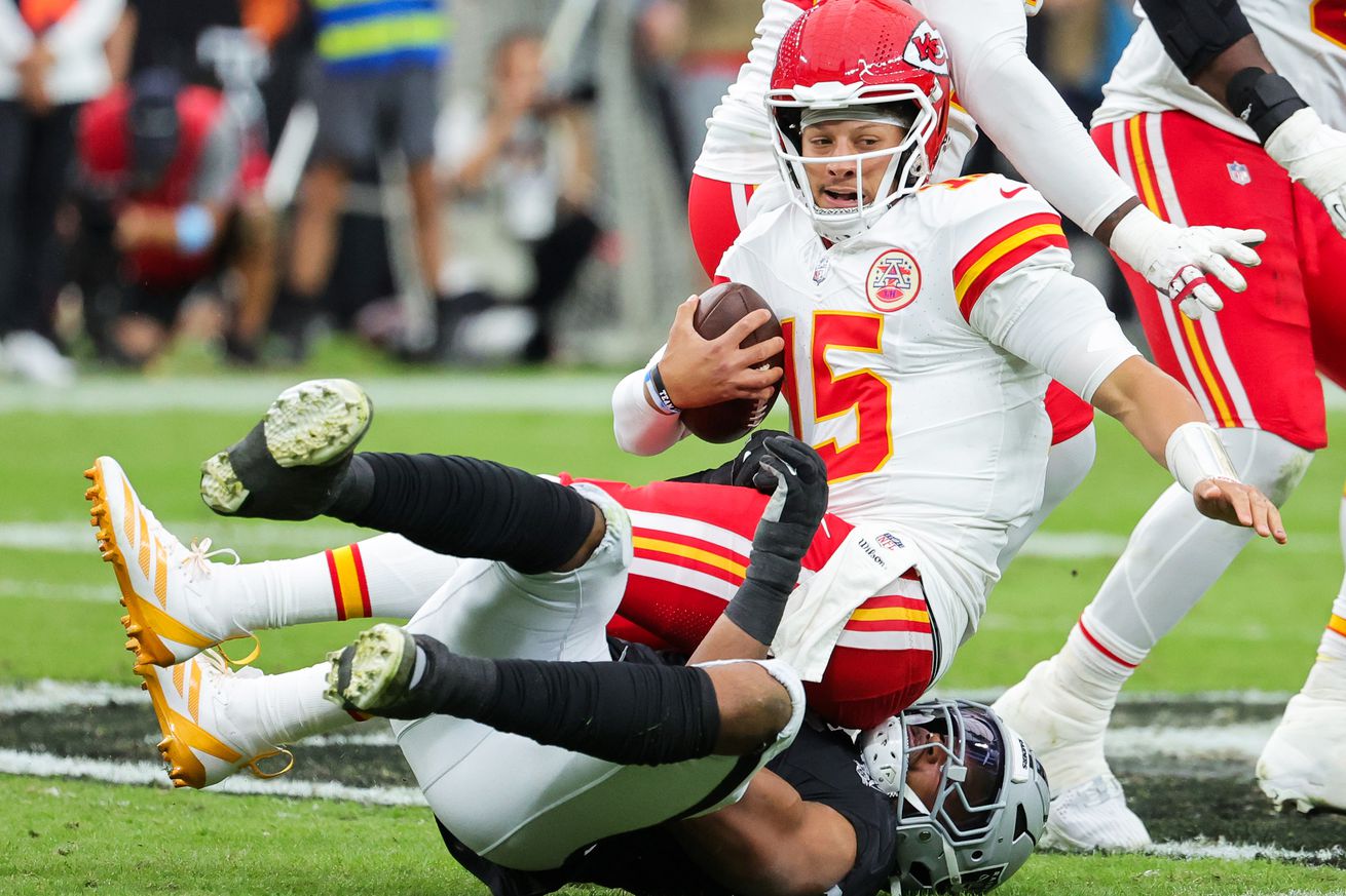 Kansas City Chiefs v Las Vegas Raiders