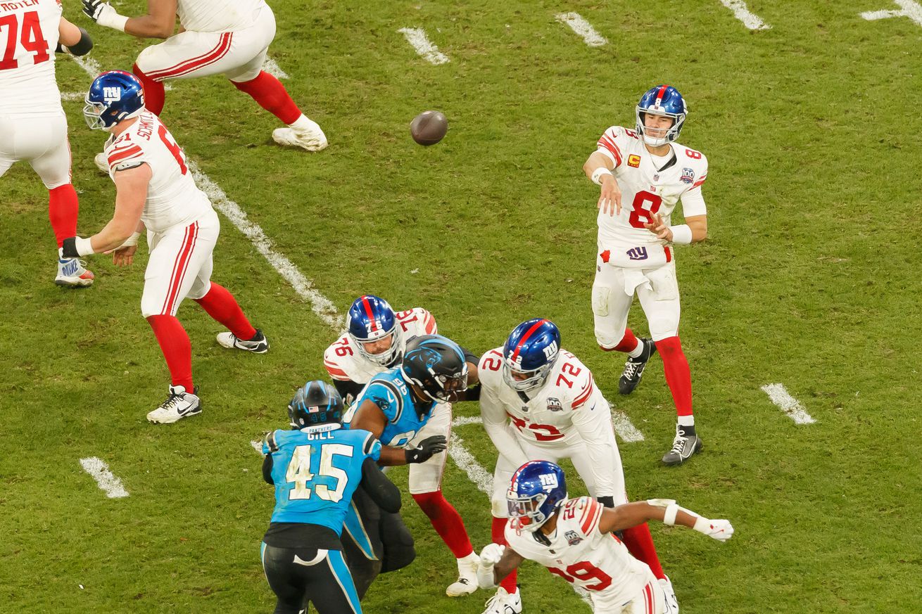 New York Giants v Carolina Panthers