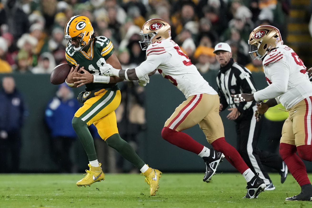 Leonard Floyd San Francisco 49ers v Green Bay Packers