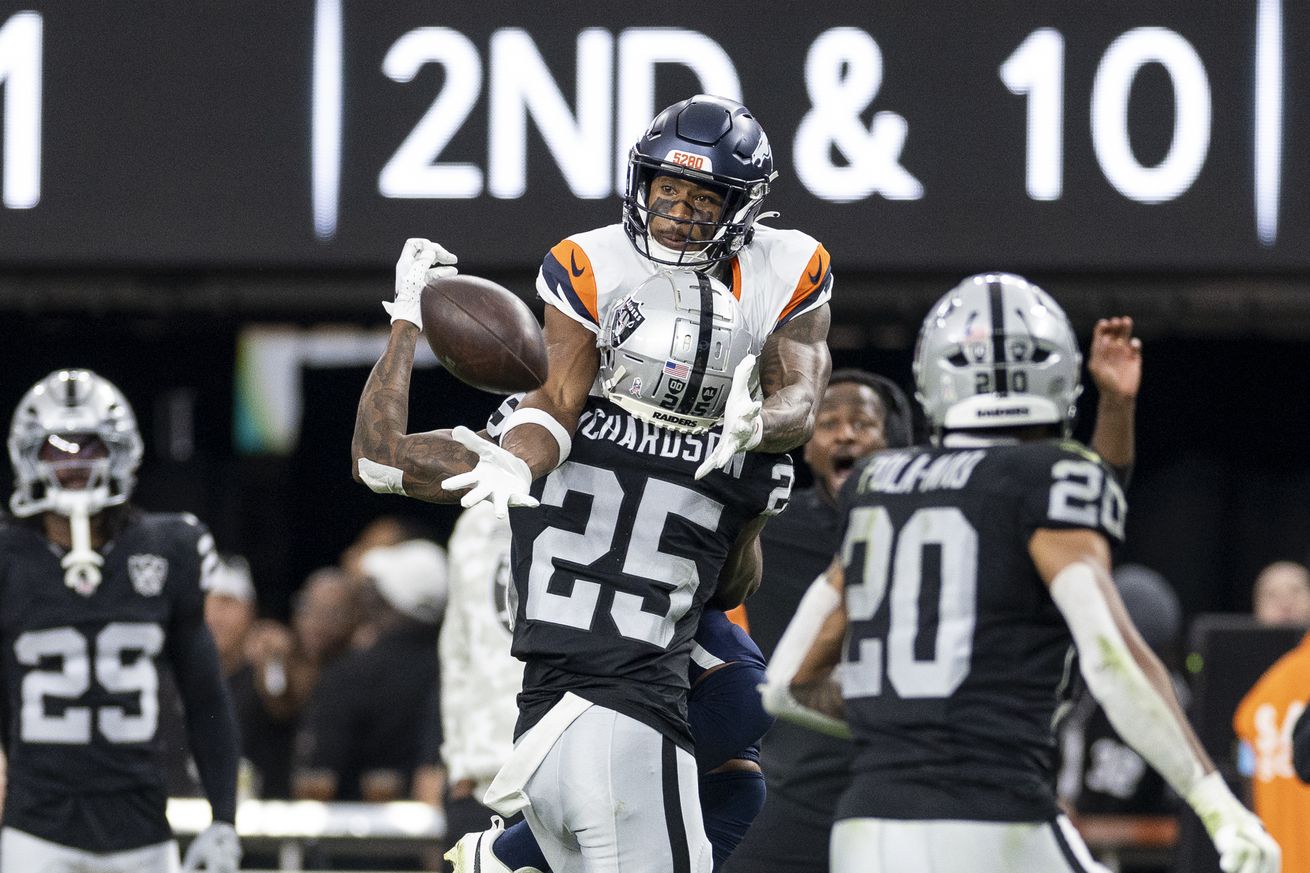 Denver Broncos v Las Vegas Raiders