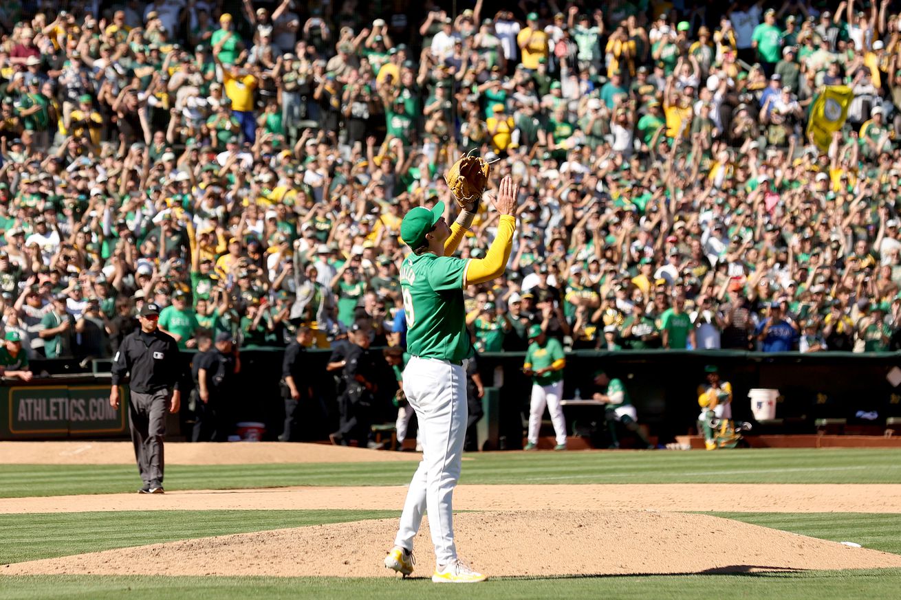 Texas Rangers v Oakland Athletics