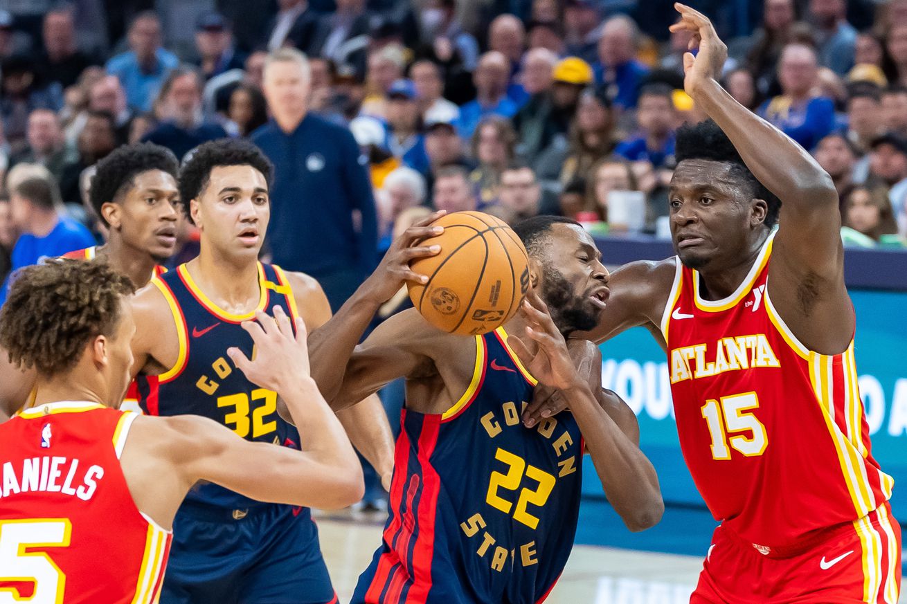 U.S.-SAN FRANCISCO-BASKETBALL-NBA-WARRIORS VS HAWKS