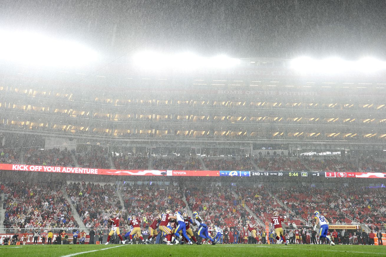 Los Angeles Rams v San Francisco 49ers