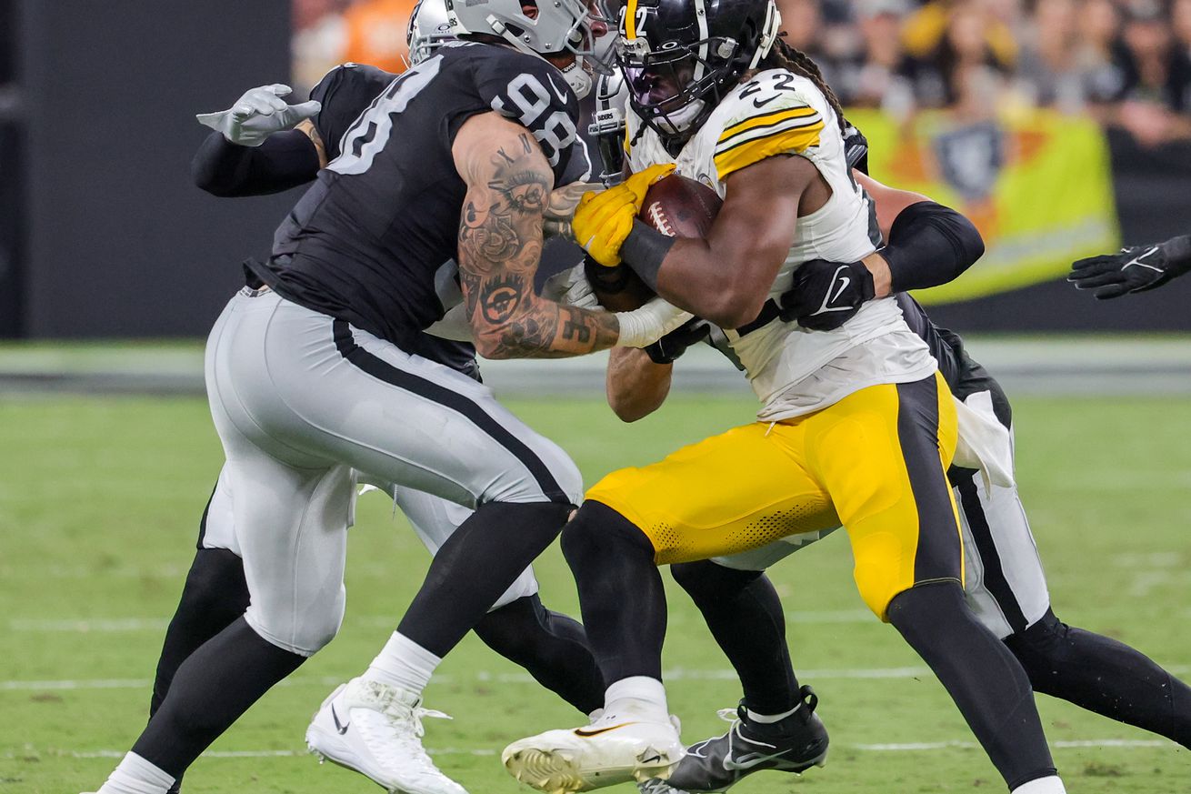 Pittsburgh Steelers v Las Vegas Raiders