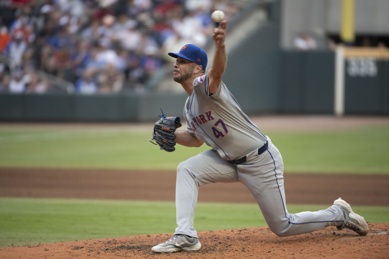 Joey Lucchesi throwing a pitch. 