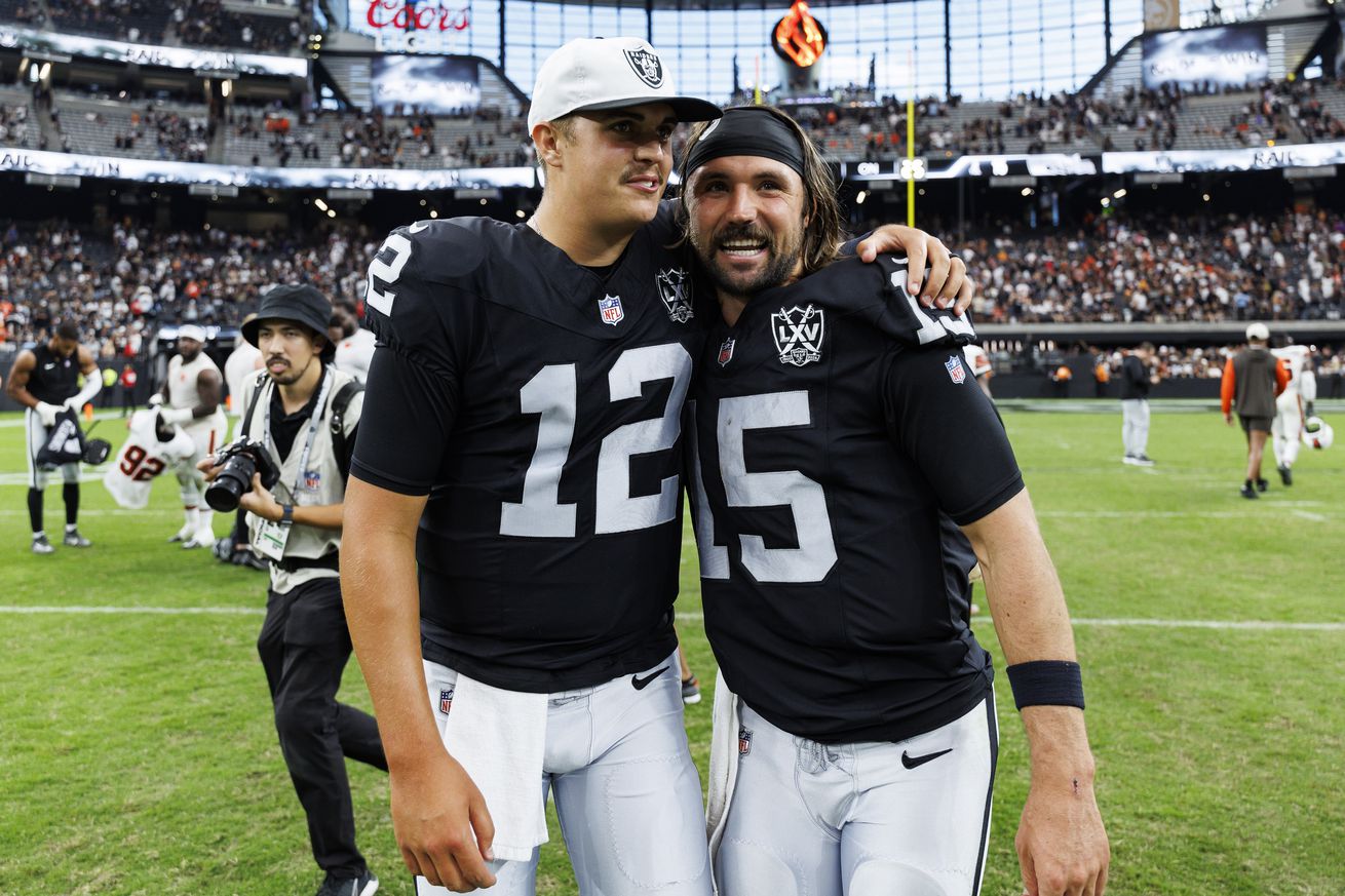 Cleveland Browns v Las Vegas Raiders